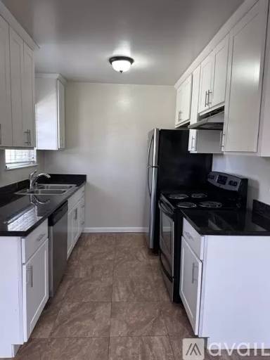 Main picture of 2064 San Ramon Ave