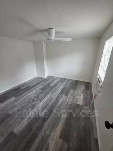 Main picture of 111 8th St