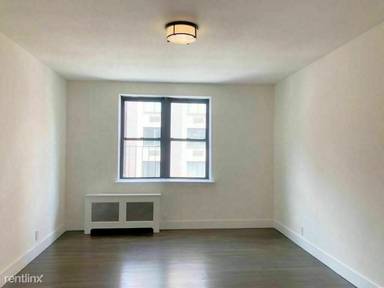 Main picture of 340 E 61st St