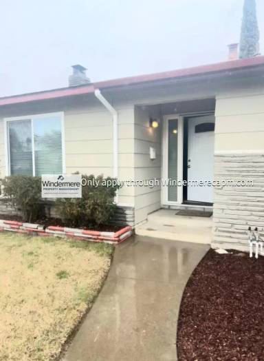 Main picture of 3752 Fielding Cir