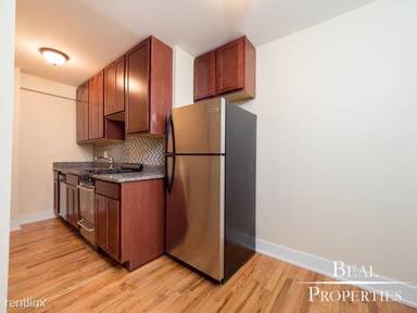 Main picture of Roscoe Apartments