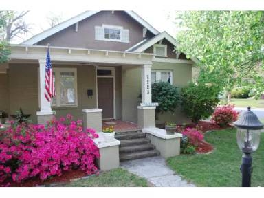 Main picture of 2223 18th Ave