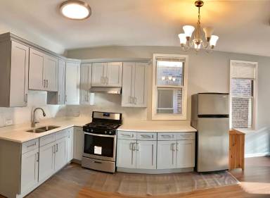 Main picture of 3527 S Damen Ave