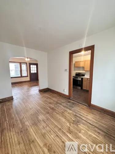 Main picture of 635 Racine Ave