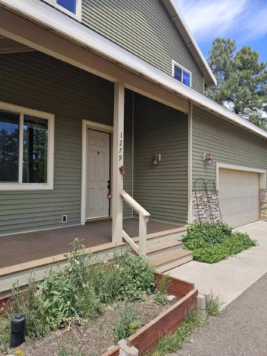 Main picture of 1279 Flag Hollow Rd