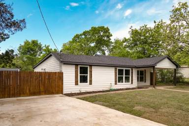 Main picture of 3015 S Fannin Ave