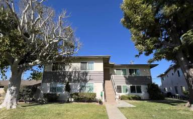 Main picture of 3008 Royal Palm Dr