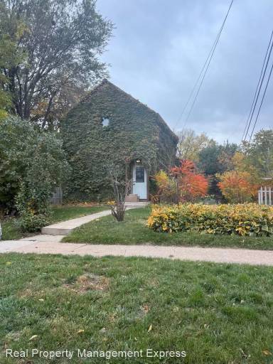 Main picture of 315 E 15th St