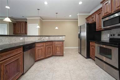 Main picture of 7037 Kingston Cove Ln