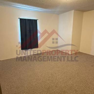 Main picture of 427 W Kiowa Ave