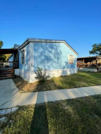 Main picture of 1800 Meridian Ct