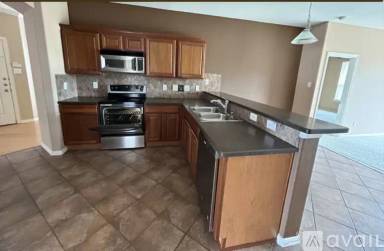 Main picture of 1401 Peak Cir