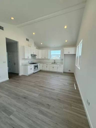 Main picture of 276 Los Angeles Ave