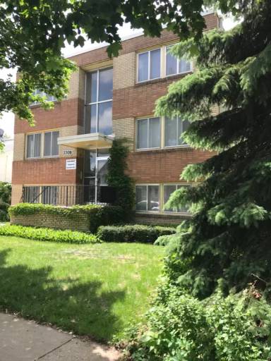 Main picture of 3308 Girard Ave S