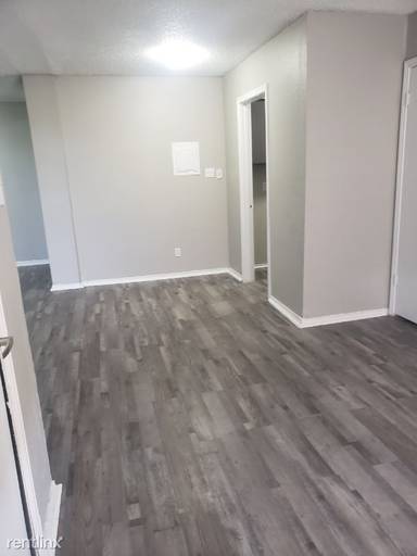 Main picture of Country Place Apartments