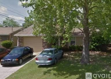 Main picture of 207 Hidden Glen Way