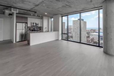 Main picture of 2133 S Wabash Ave