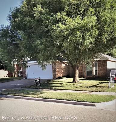 Main picture of 6504 91st Pl