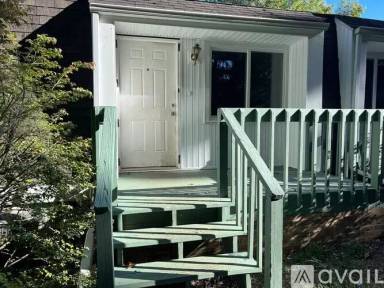 Main picture of 127 Whispering Oaks Ln