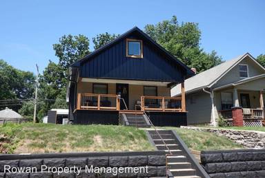 Main picture of 4616 Terrace St