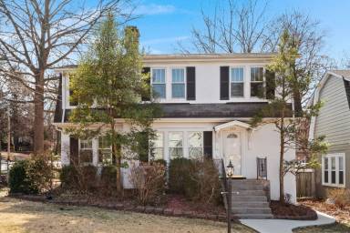 Main picture of 532 Fairview Ave