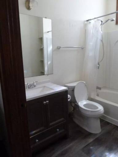 Main picture of 426 E Smith St