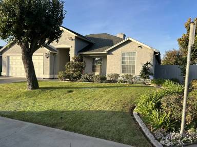 Main picture of 2391 7th St