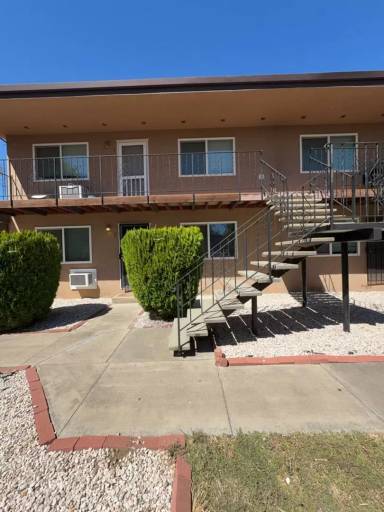 Main picture of 209 Wright Lane - 2