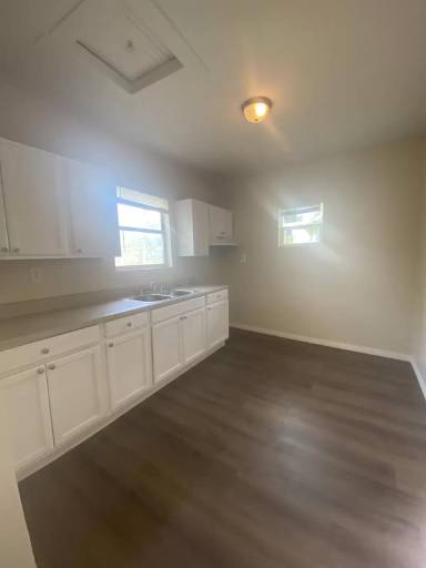 Main picture of 3783 Desoto Ave