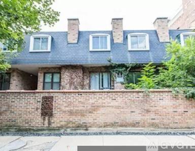 Main picture of 2714-20 N Mildred