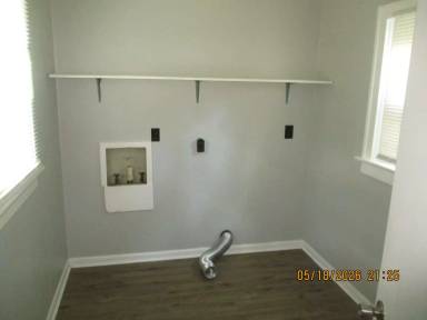 Main picture of 1205 9th Ave