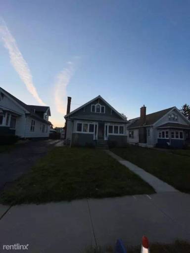 Main picture of 40 Marwood St