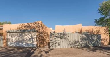 Main picture of 5318 Heritage Way NE