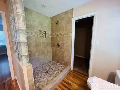 Main picture of 23 44th Avenue Pl NE