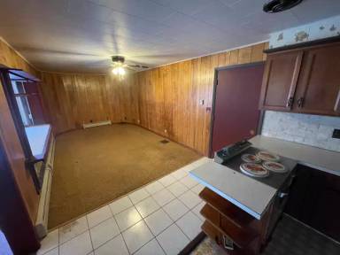 Main picture of 17 Cherry St