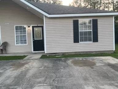 Main picture of 15111 Deer Creek Dr