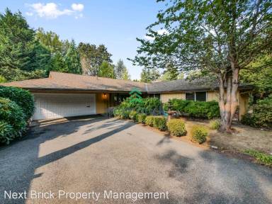 Main picture of 17023 72nd Ave NE