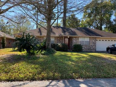 Main picture of 1521 Maplewood Dr