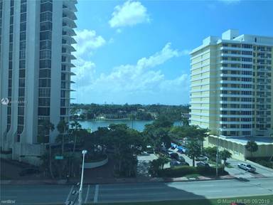 Main picture of Castle Beach Club