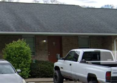 Main picture of 8701 N Raintree Ct