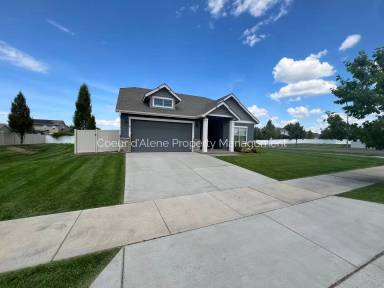 Main picture of 4025 W Homeward Bound Blvd