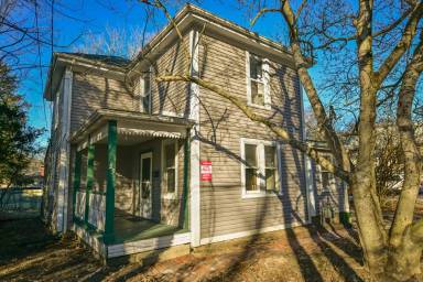 Main picture of 29 N Shafer St