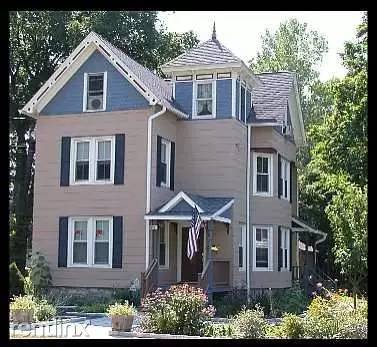 Main picture of 70 Greenwood Ave