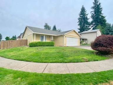 Main picture of 8104 NE 144th Ave