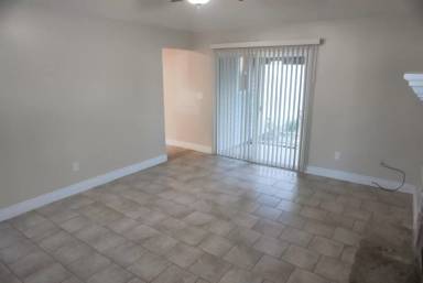 Main picture of 416 Apple Dr