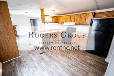 Main picture of 6088 Cindy Ln
