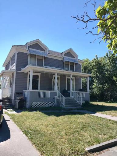 Main picture of 66 N Stout Ave