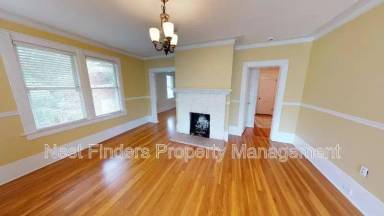 Main picture of 2044 Forbes St