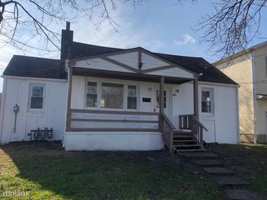 Main picture of 1110 10th Ave