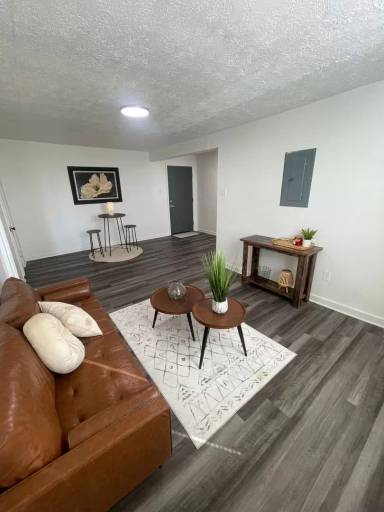 Main picture of 3310 Brownsville Rd